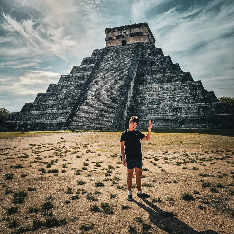 pyramide de chichen itza au mexique