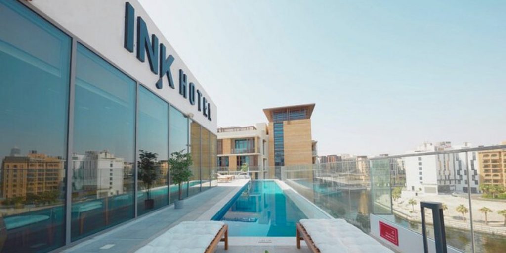 piscine-roof-top-ink-hotel