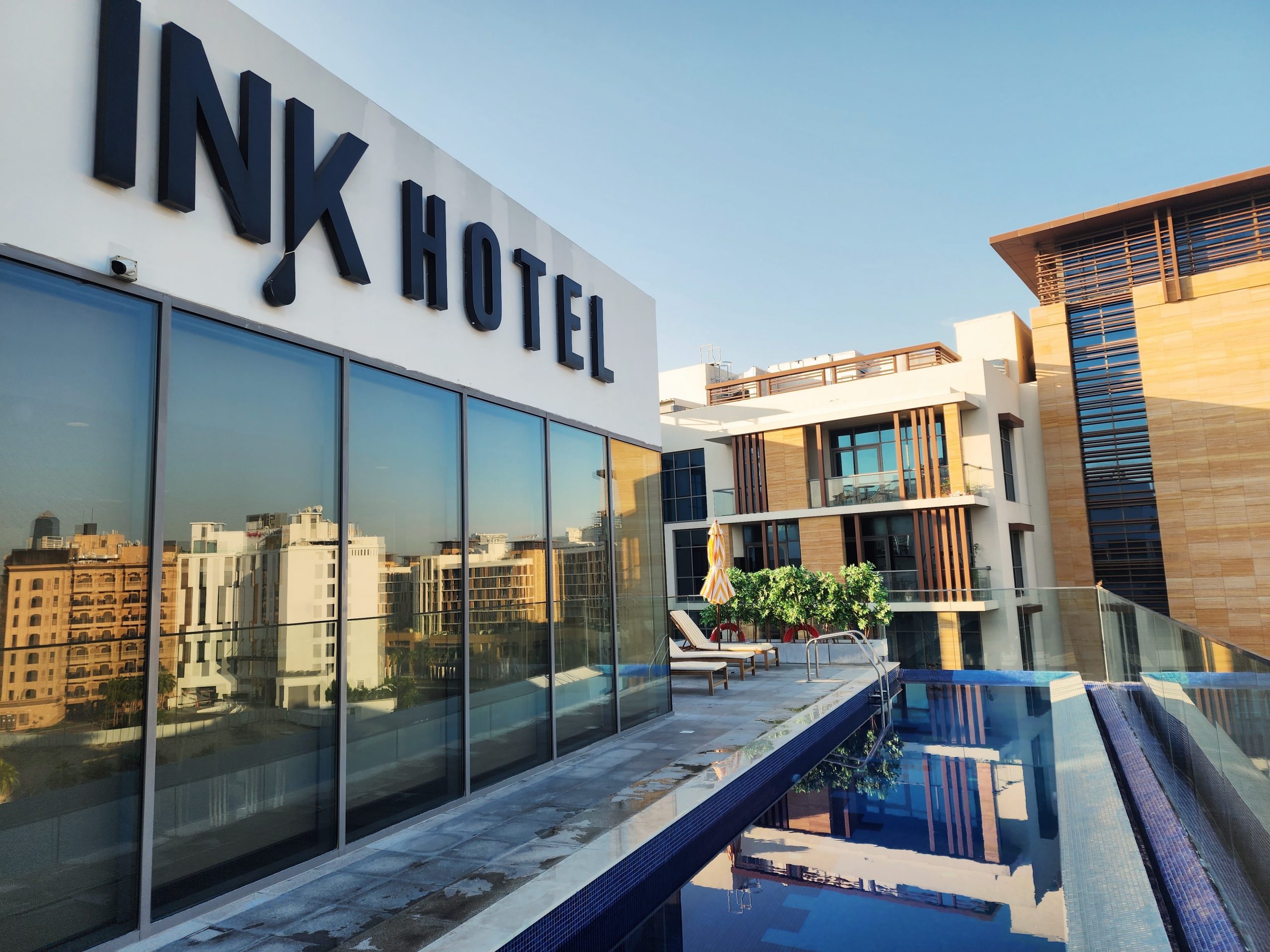 piscine-roof-top-ink-hotel-dubai