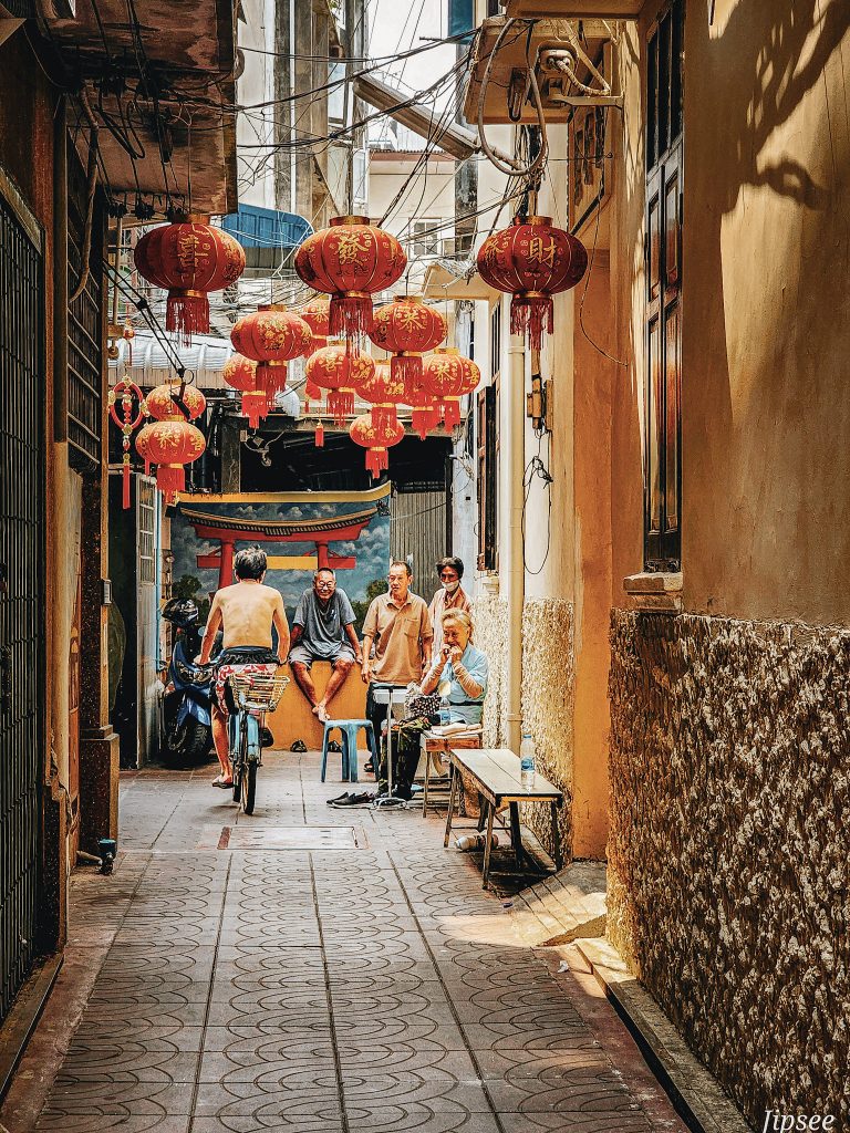 lantern alley chinatown bangkok