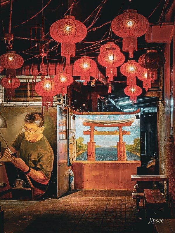 lampions et peinture dans une ruelle de chinatown a bangkok