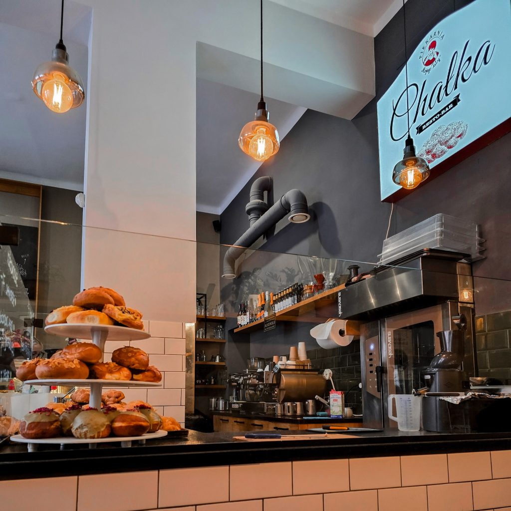 comptoir de la boulangerie chalka a cracovie