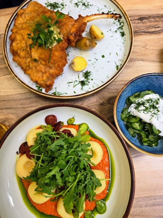 repas de specialités polonaise dans un restaurant de cracovie