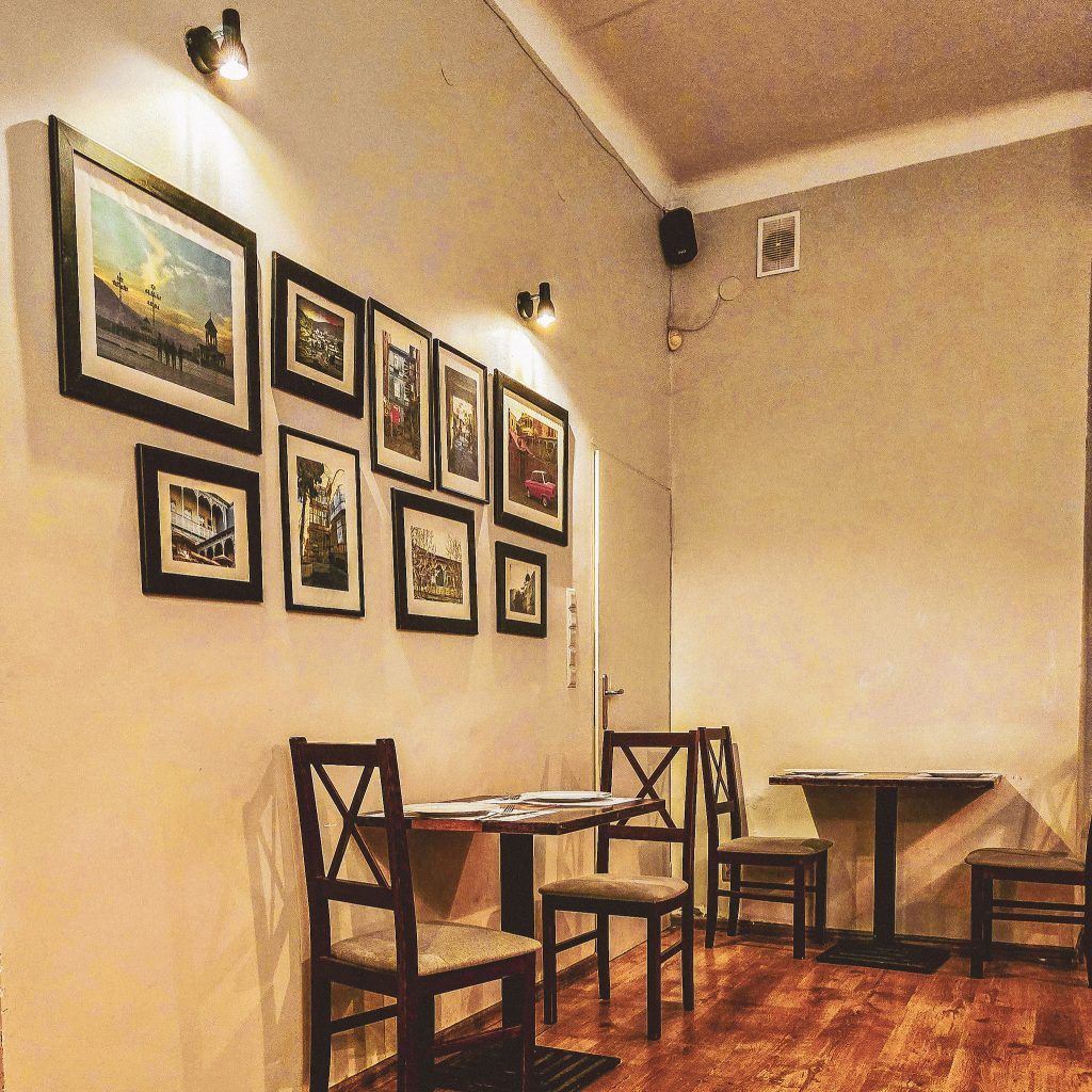 decoration interieure au restaurant Tbilisuri à Cracovie