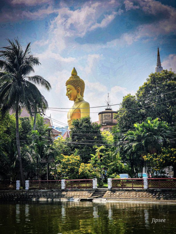 bouddha doré geant a bangkok temple wat traimit