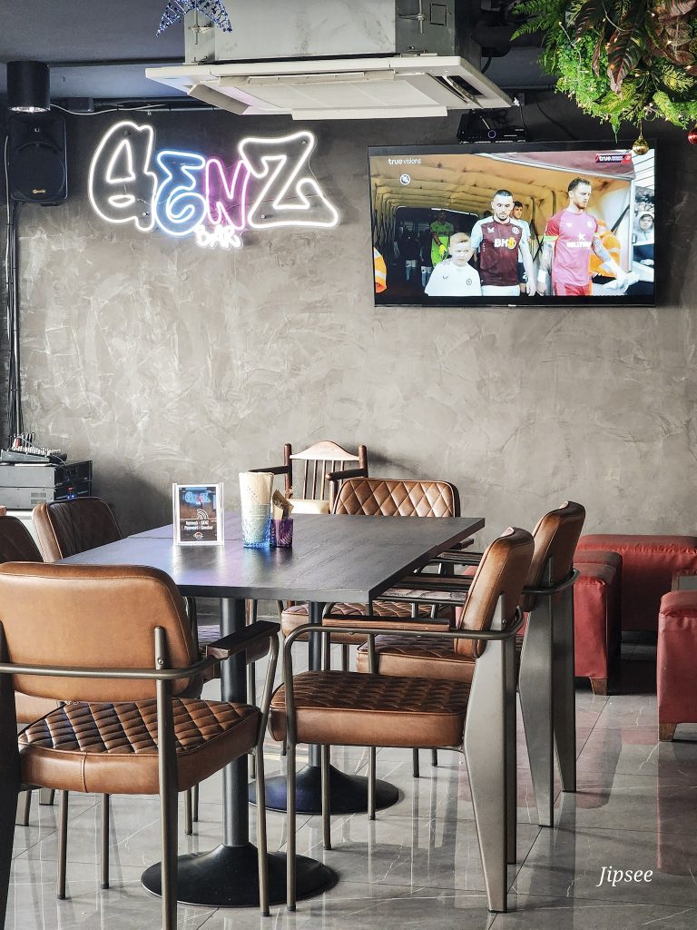 coin tv du bar gen Z de chinatown bangkok