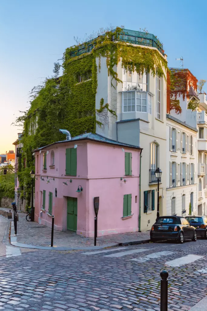 maison-rose-montmartre-paris