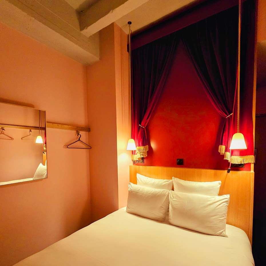 chambre-double-mob-hotel-saint-ouen