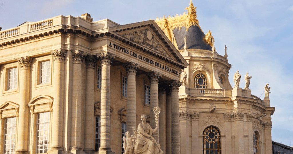 entree-chateau-de-versailles-paris