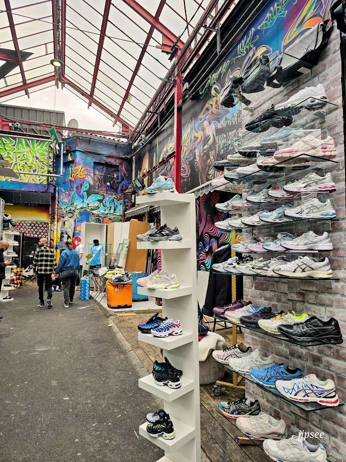 sneakers-marche-malik-paris