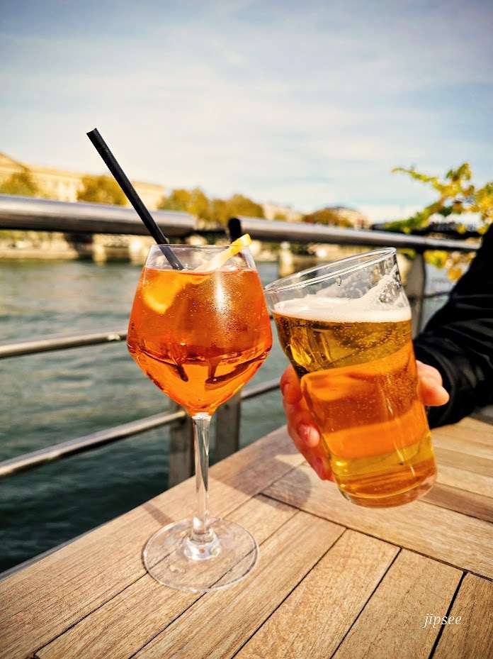 aperitif-quai-de-seine-paris