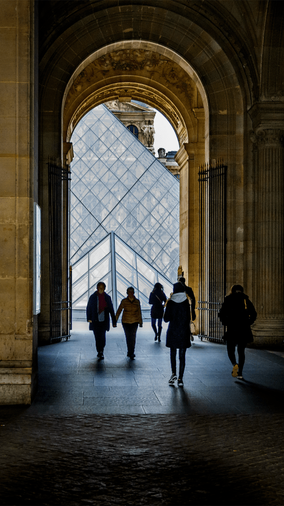 pyramide-louvre-paris