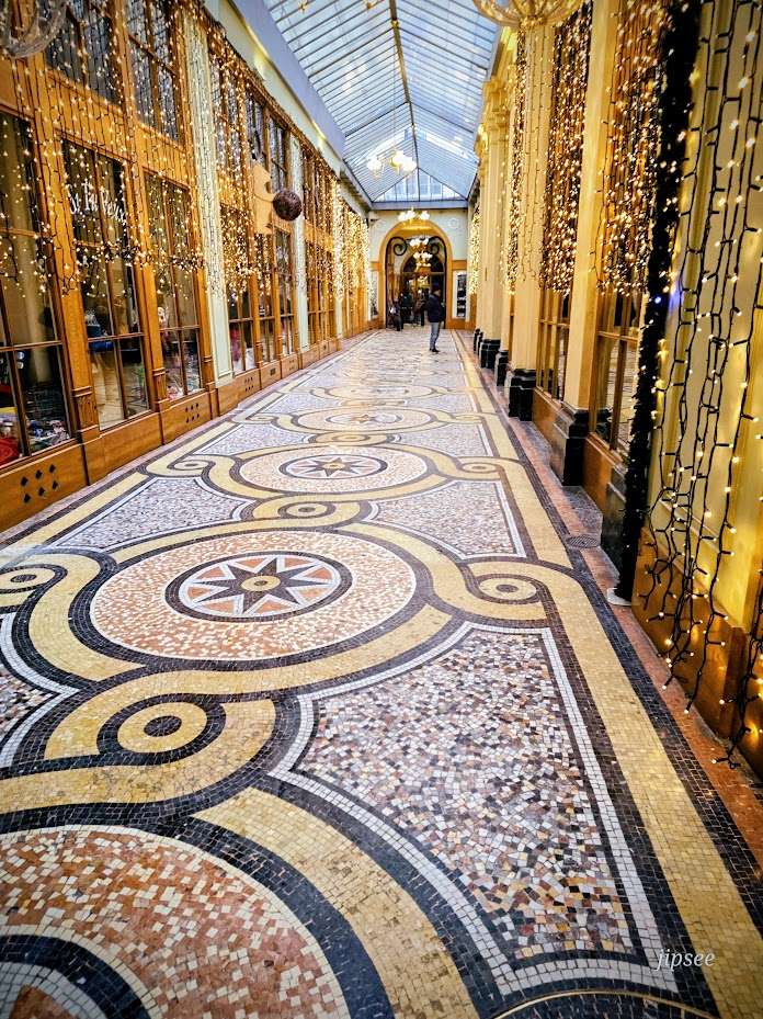 decoration-noel-galerie-vivienne-paris