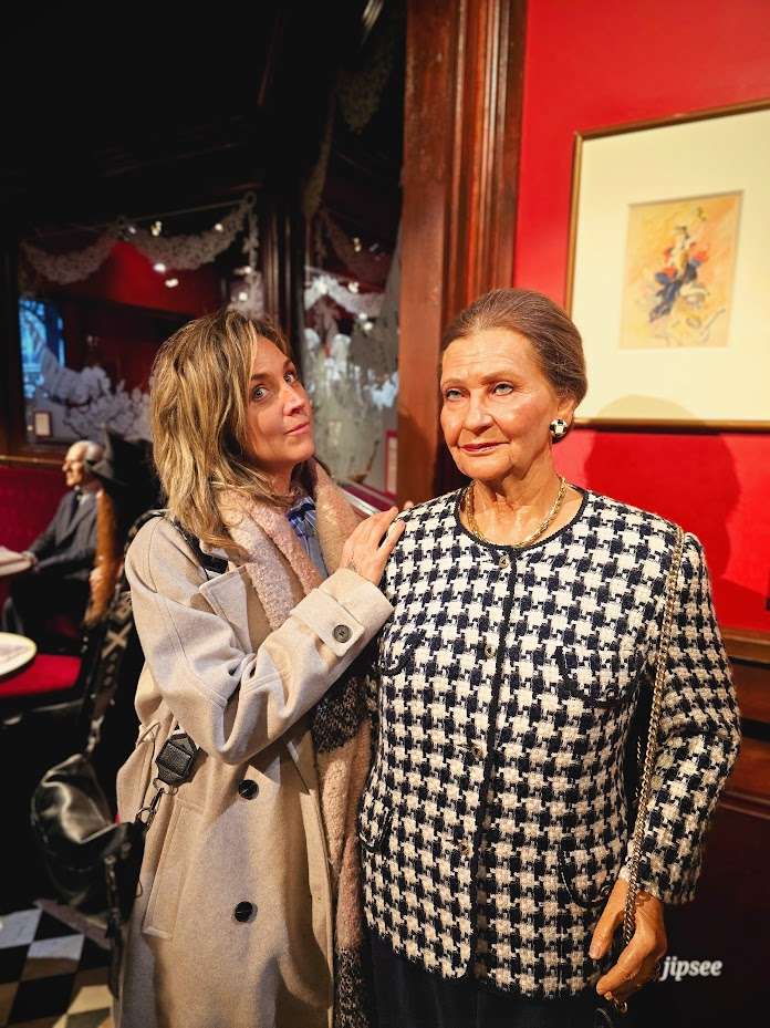 simone-veil-musee-grevin-paris