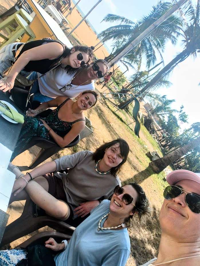 equipe-coiffeuse-solidaire-plage-negombo