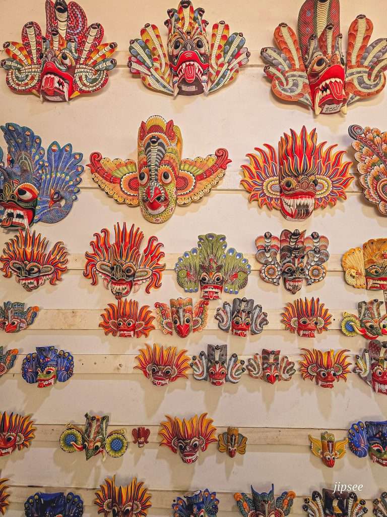 masque-traditionnel-sri-lanka