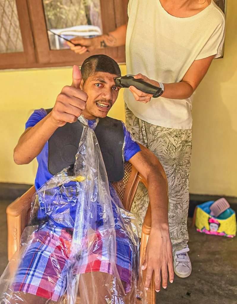 coiffure-homme-mission-solidaire-mirigama