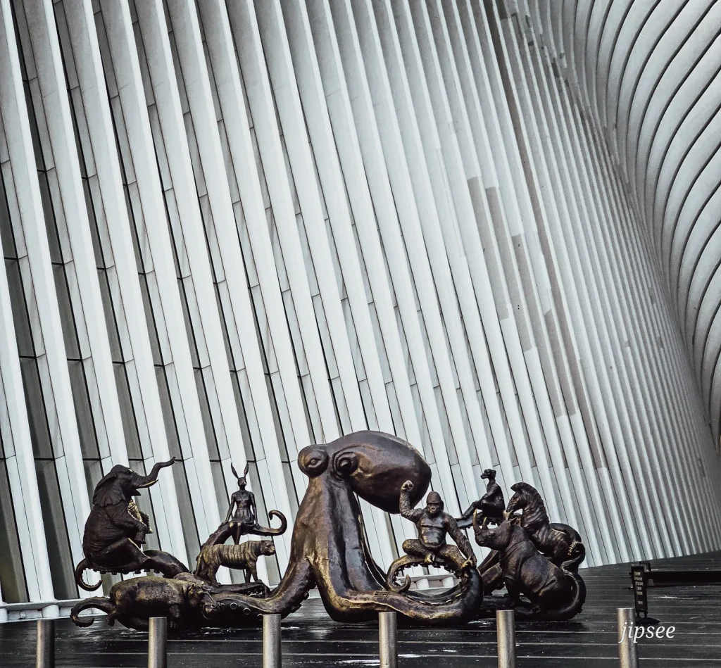 statue d'une bande d'animaux une pieuvre un elephant ensemble en bronze 