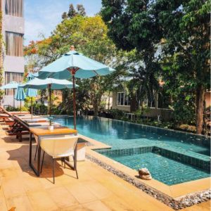 piscine d'hotel a koh samui. Article de blog voyage ou dormir a koh samui en thailande