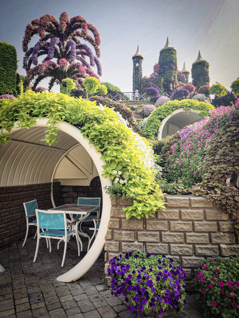 igloo restaurant du dubai miracle garden