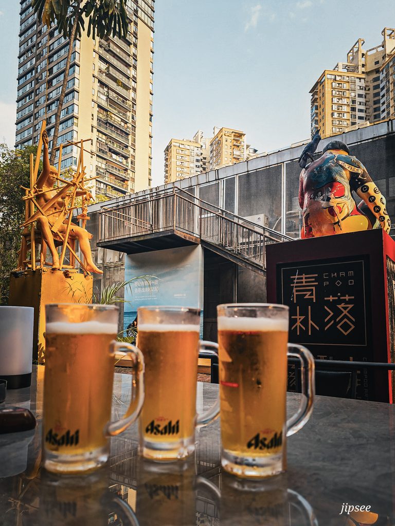 pause biere au mileux des oeuvres d'art du oct loft shenzhen